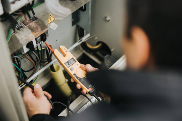 Best Affordable Emergency Electrician  in Loudon, TN